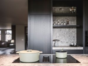 Keukeneiland-kookplaat-vandenkommer